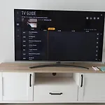 Jazz & Wine & Next To Sea Garden & Parking & Hbo & Netflix & 2 Bathrooms Apartment