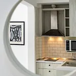 Jazz & Wine & Next To Sea Garden & Parking & Hbo & Netflix & 2 Bathrooms Apartment