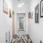 Apartment Jazz & Wine & Next To Sea Garden & Parking & Hbo & Netflix & 2 Bathrooms