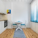 Apartment Jazz & Wine & Next To Sea Garden & Parking & Hbo & Netflix & 2 Bathrooms Varna