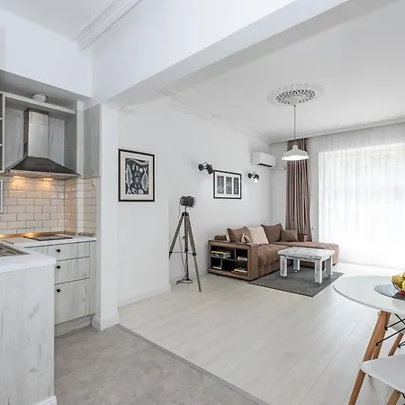 Appartement Jazz & Wine & Next To Sea Garden & Parking & Hbo & Netflix & 2 Bathrooms *