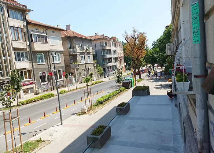 아파트 Jazz & Wine Apartment & Next To Sea Garden & Parking & Hbo & Netflix & 2 Bathrooms