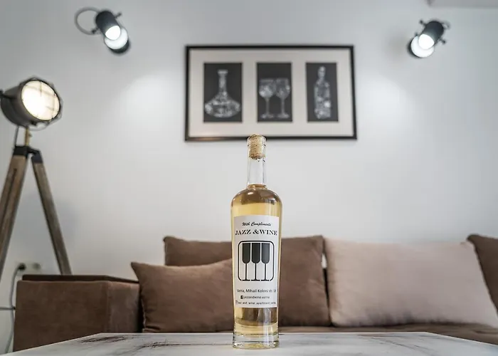 아파트 Jazz & Wine Apartment & Next To Sea Garden & Parking & Hbo & Netflix & 2 Bathrooms *