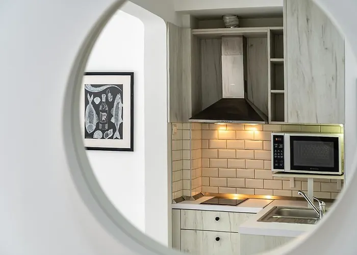 Jazz & Wine Apartment & Next To Sea Garden & Parking & Hbo & Netflix & 2 Bathrooms 아파트