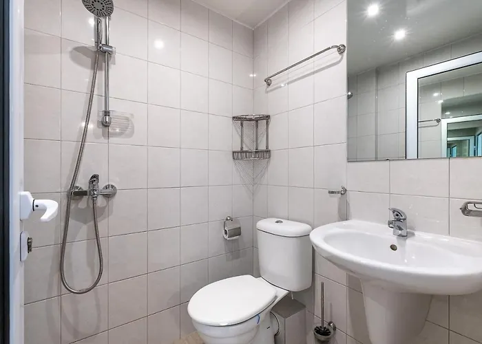 아파트 Jazz & Wine Apartment & Next To Sea Garden & Parking & Hbo & Netflix & 2 Bathrooms