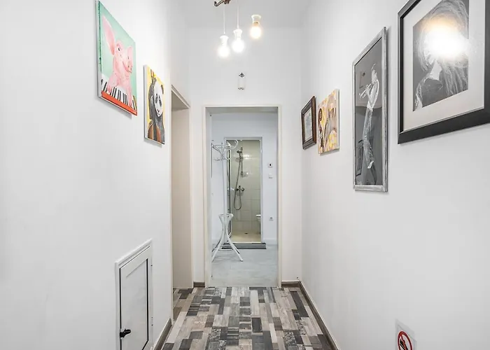 Apartment Jazz & Wine Apartment & Next To Sea Garden & Parking & Hbo & Netflix & 2 Bathrooms